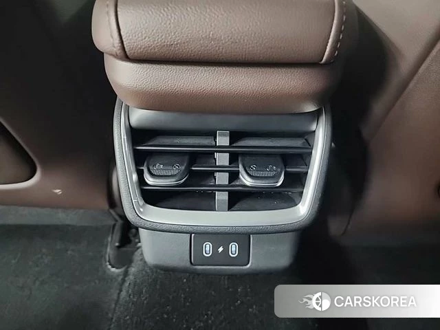 Hyundai Grandeur Hybrid (GN7) 2023 Белый из Кореи, фото 4