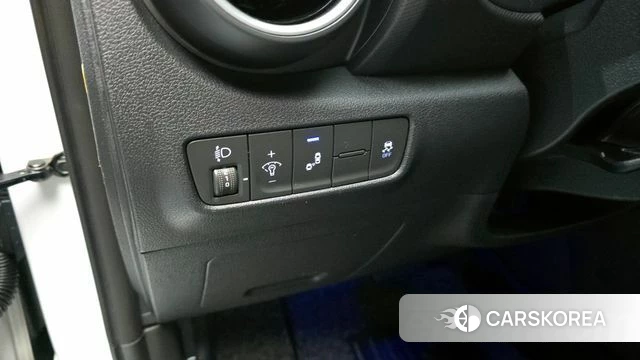 Hyundai Kona 2018 Белый из Кореи, фото 4