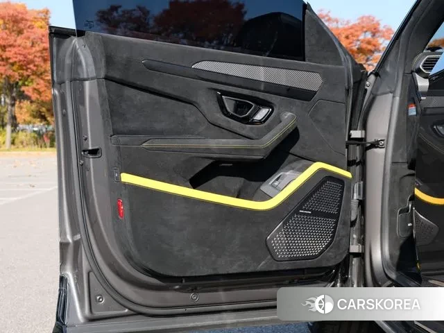 Lamborghini Urus 2024 Серый из Кореи, фото 4