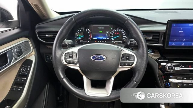 Ford Explorer 6th Generation 2021 Белый из Кореи, фото 4