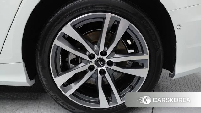 Audi A6 (C8) 2021 Белый из Кореи, фото 4