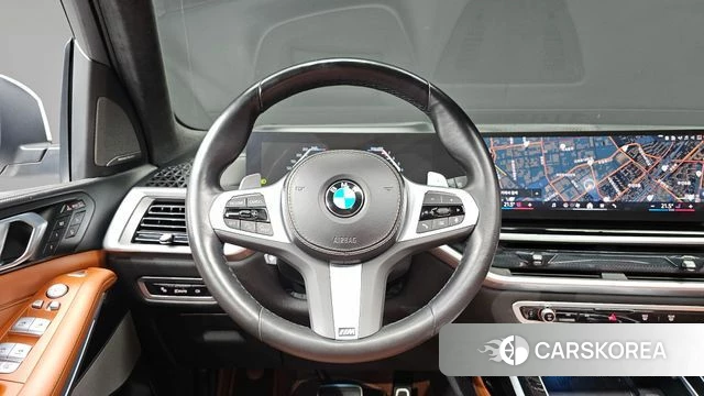 BMW X7 (G07) 2023 Белый из Кореи, фото 4