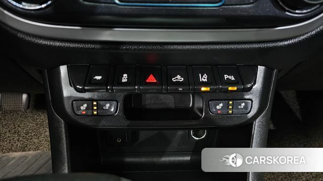 Chevrolet (GM Daewoo) Real New Colorado 2021 Черный из Кореи, фото 4