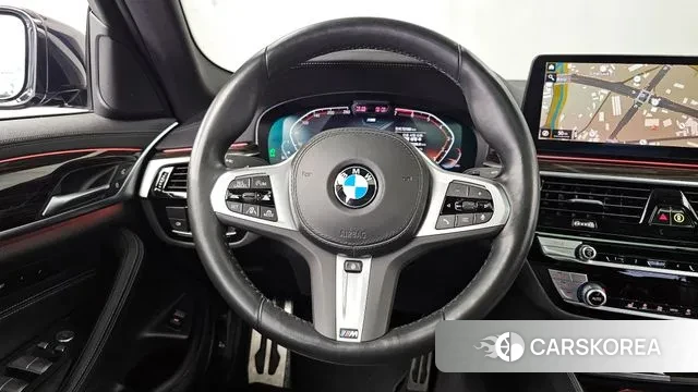 BMW 5 Series (G30) 2022 Черный из Кореи, фото 4