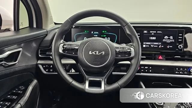 Kia Sportage 5th Generation Hybrid 2022 Белый из Кореи, фото 4