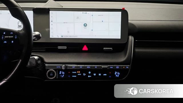 Hyundai Ionic 5 2021 Серебристо-серый из Кореи, фото 4