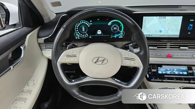 Hyundai The New Grandeur IG Hybrid 2022 Белый из Кореи, фото 4