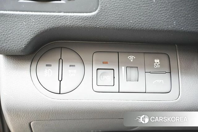 Hyundai The New Grand Starex 2019 Желтый из Кореи, фото 4