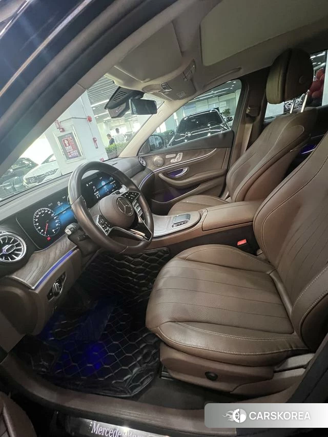 Mercedes-Benz E-class 2022 Черный из Китая, фото 4