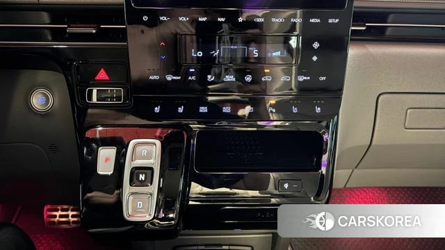 Hyundai Staria 2022 Черный из Кореи, фото 4