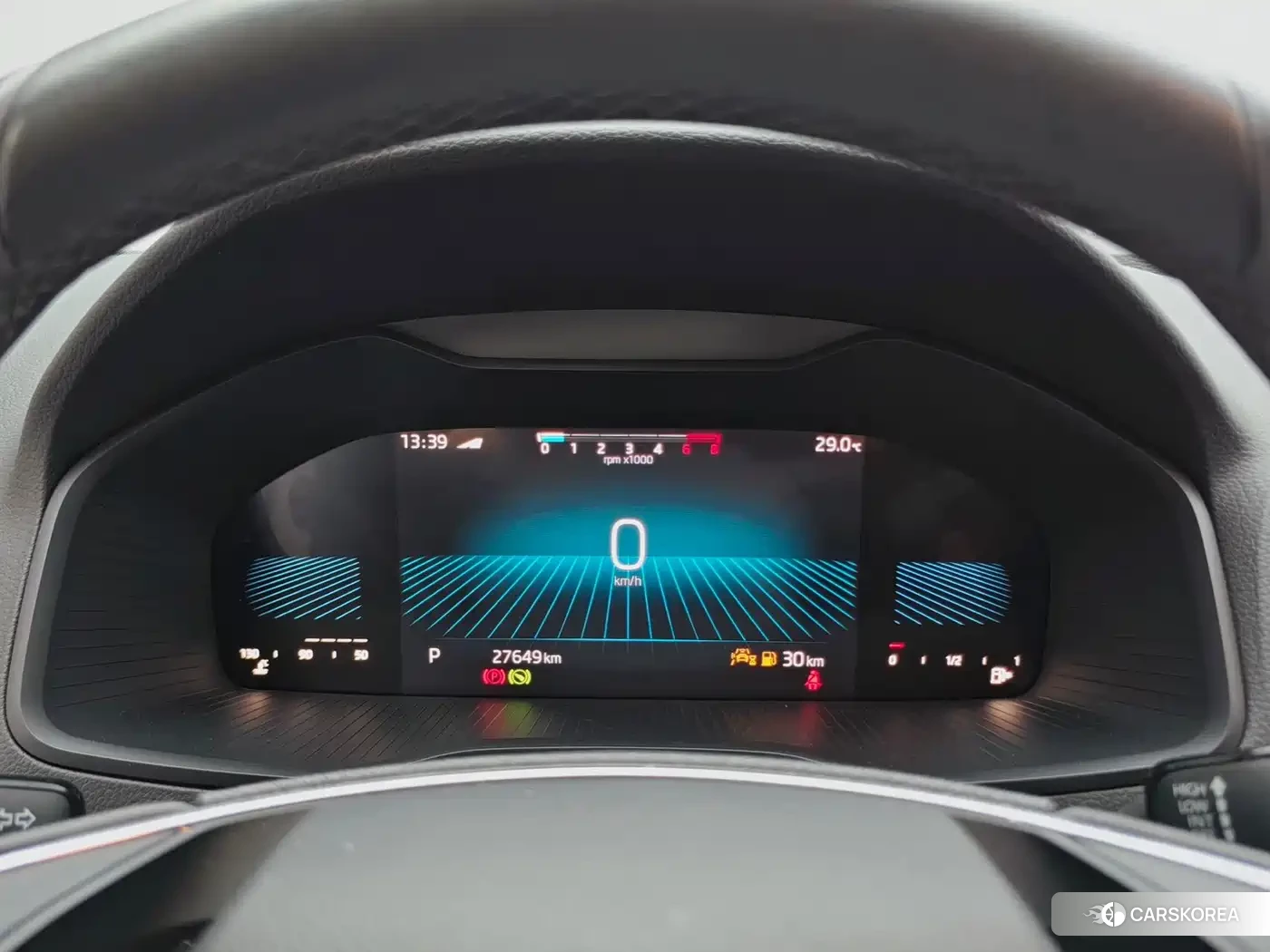 Skoda Karoq 2023 Белый из Китая, фото 4