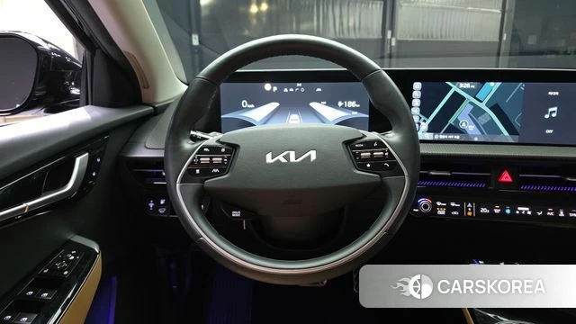 Kia EV6 2022 Черный из Кореи, фото 4