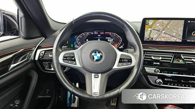 BMW 5 Series (G30) 2022 Черный из Кореи, фото 4