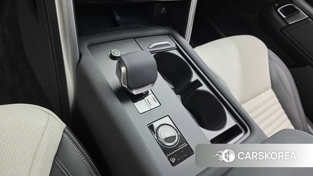 Land Rover Discovery 5 2025 Белый из Кореи, фото 4