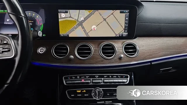 Mercedes-Benz E-Class W213 2020 Белый из Кореи, фото 4