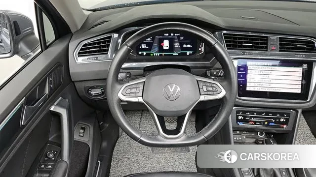 Volkswagen Tiguan second Generation 2023 Серый из Кореи, фото 4