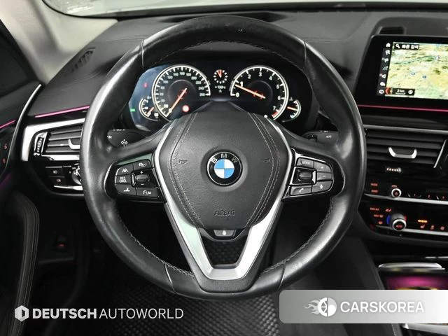 BMW 5 Series (G30) 2018 Белый из Кореи, фото 4