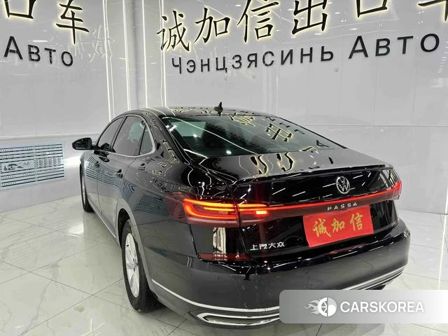 Volkswagen Passat 2023 Черный из Китая, фото 4