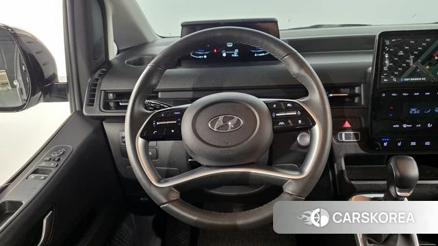 Hyundai Staria 2023 Серебряный из Кореи, фото 4