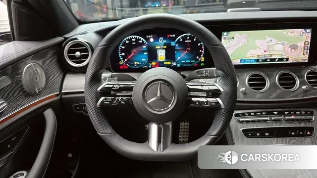 Mercedes-Benz E-Class W213 2022 Белый из Кореи, фото 4