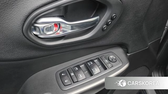 Jeep Cherokee (KL) 2020 Серебристо-серый из Кореи, фото 4