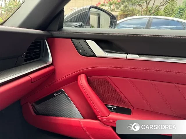 Porsche 911(992) 2024 Серебряный из Кореи, фото 4