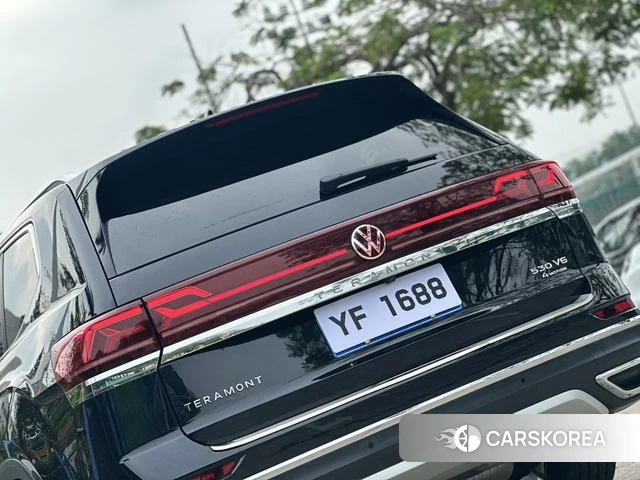 Volkswagen Tourang 2021 Черный из Китая, фото 4