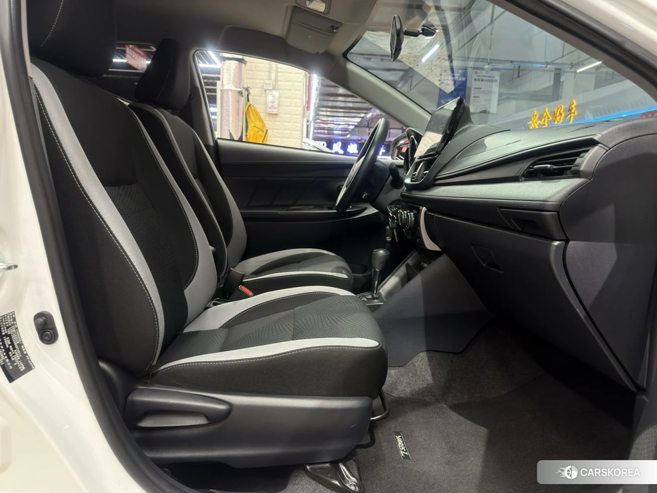 Toyota YARIS L Zhixuan 2021 Белый из Китая, фото 4