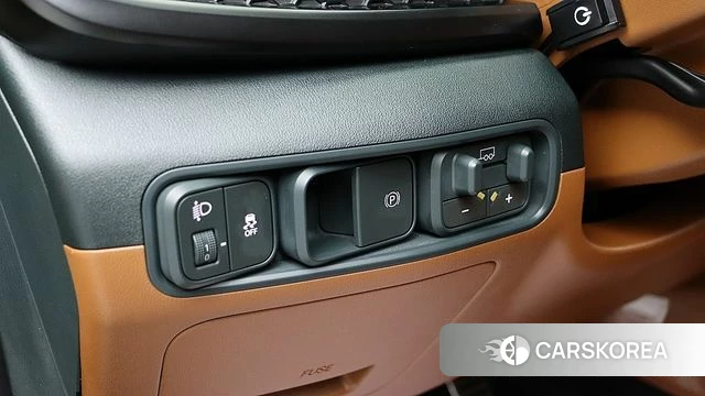 Kia Tasman 2025 Жемчужный цвет из Кореи, фото 4