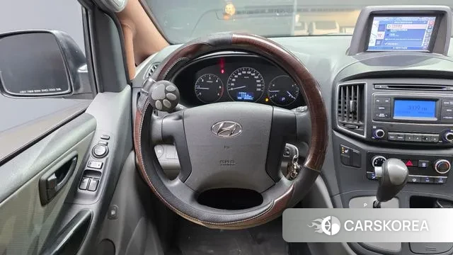 Hyundai Grand Starex 2018 Белый из Кореи, фото 4