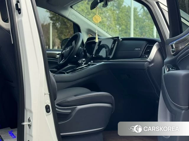 GAC Trumpchi Trumpchi M8 2025 Белый из Китая, фото 4