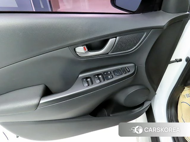 Hyundai Kona 2019 Белый из Кореи, фото 4