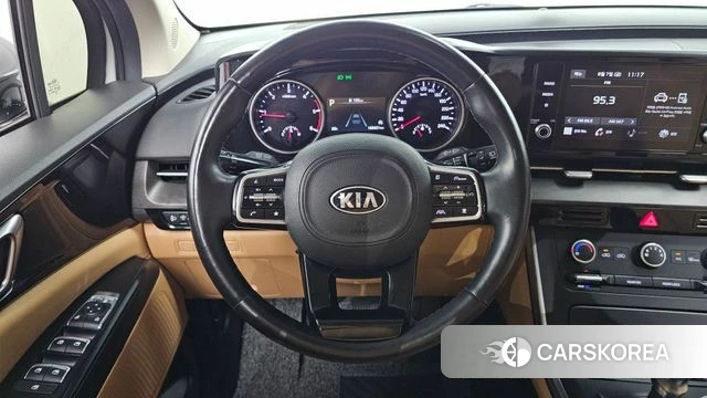 Kia Carnival 4th generation 2021 Серебряный из Кореи, фото 4
