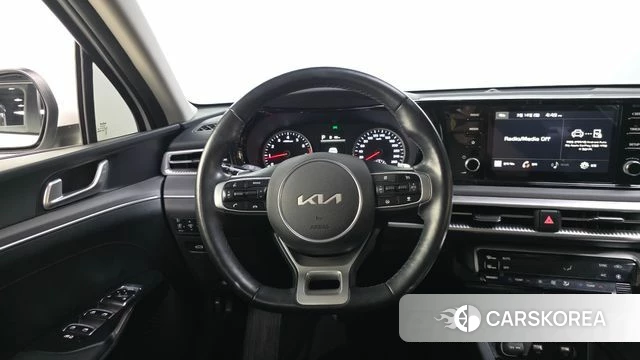 Kia K5 3rd generation 2021 Белый из Кореи, фото 4
