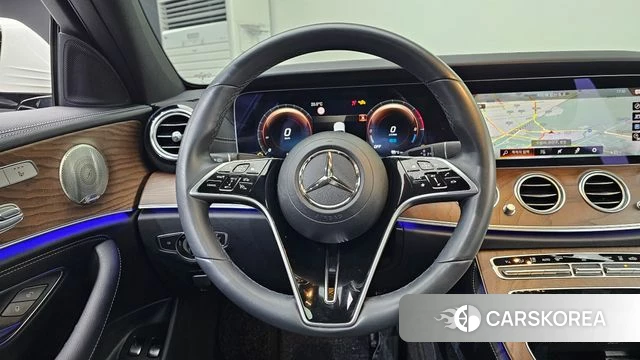 Mercedes-Benz E-Class W213 2023 Белый из Кореи, фото 4