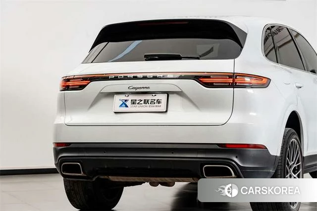 Porsche Cayenne 2021 Белый из Китая, фото 4