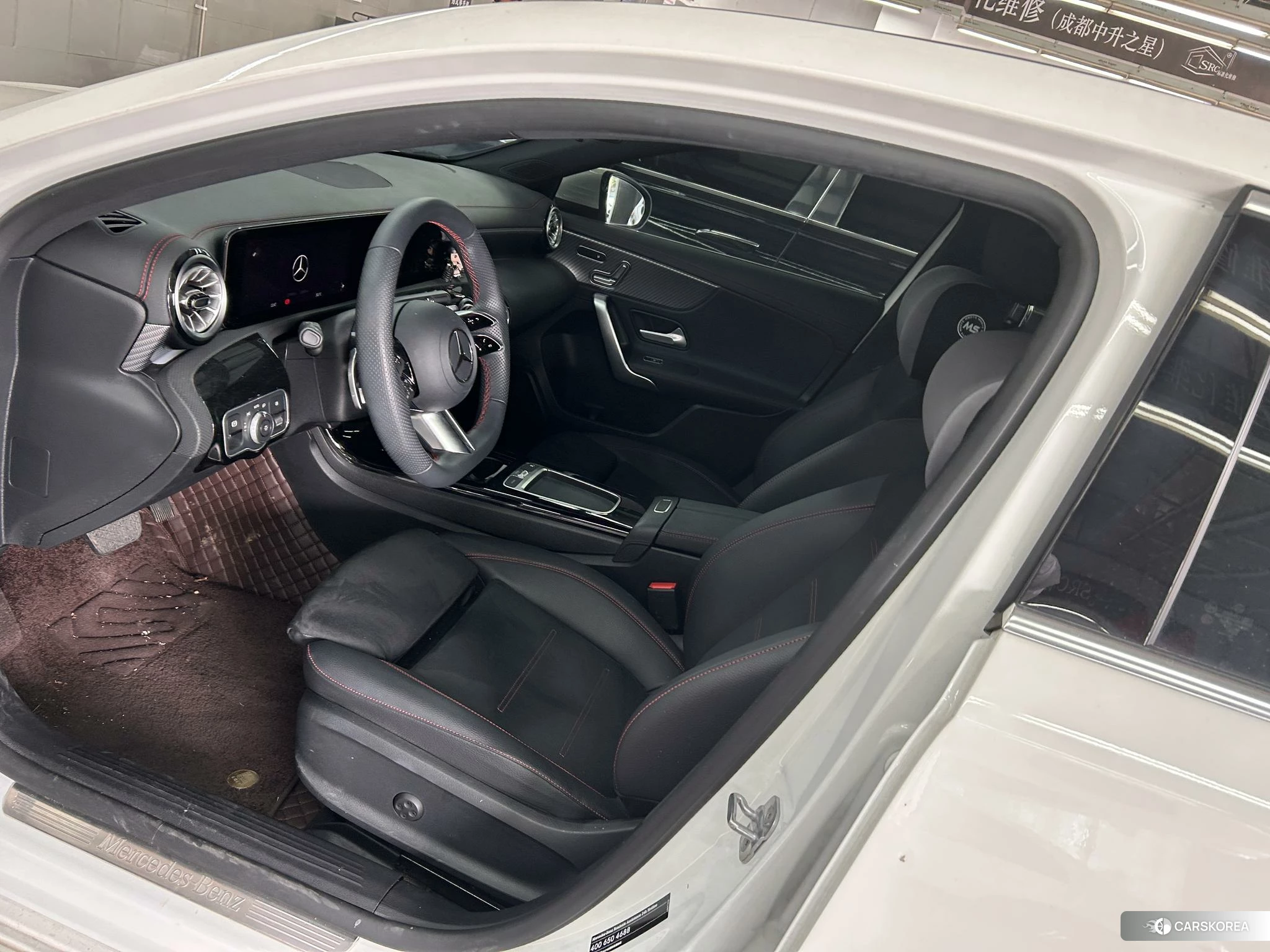 Mercedes-Benz Class A 2023 Белый из Китая, фото 4