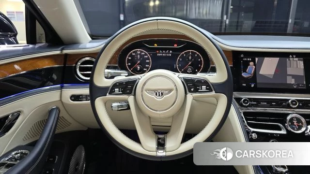 Bentley Flying Spur 3rd Generation 2020 Черный из Кореи, фото 4