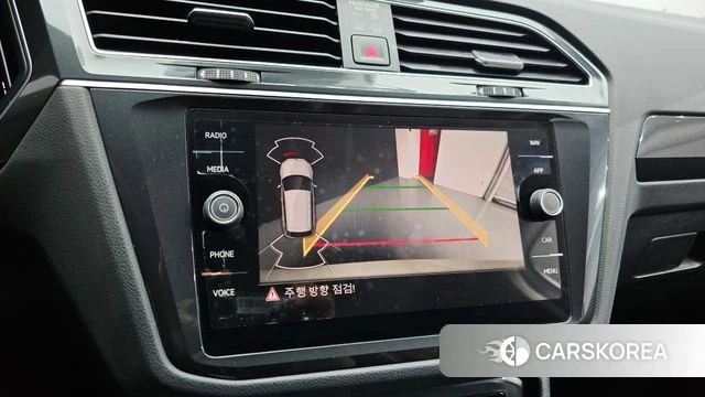 Volkswagen Tiguan second Generation 2021 Белый из Кореи, фото 4