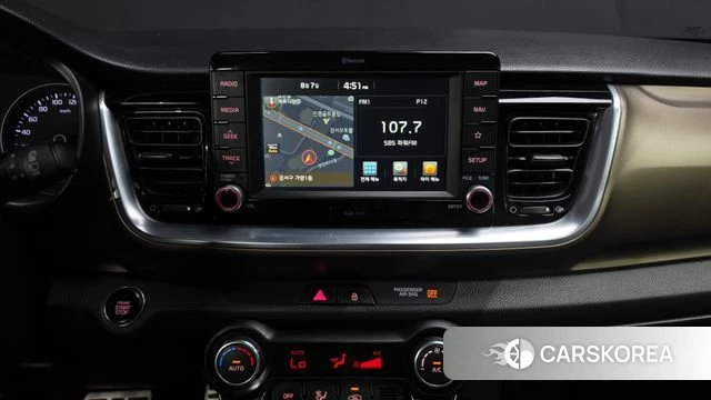 Kia Stonic 2018 Красный из Кореи, фото 4