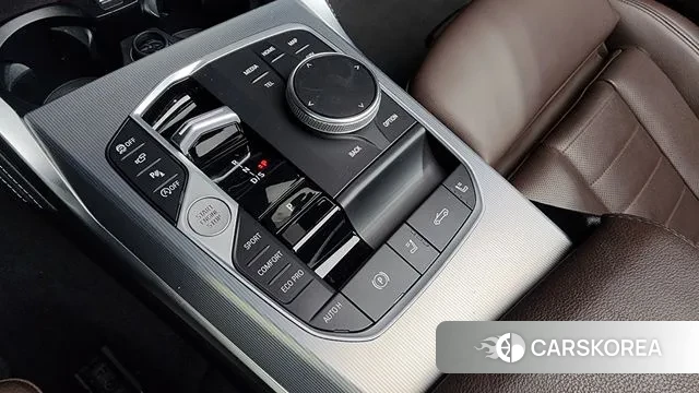 BMW 4 Series (G22) 2023 Черный из Кореи, фото 4