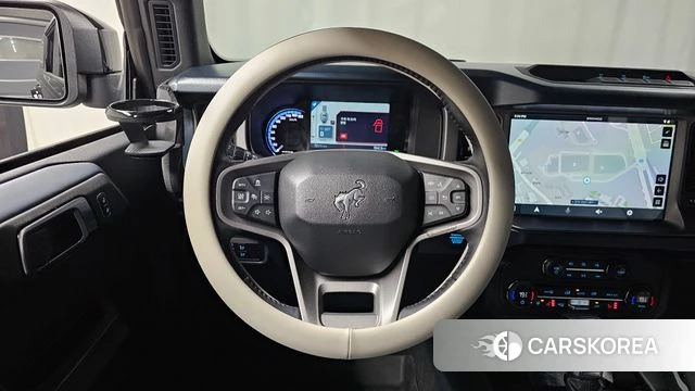 Ford Bronco 6th Generation 2023 Черный из Кореи, фото 4