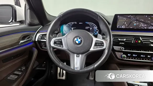 BMW 5 Series (G30) 2020 Белый из Кореи, фото 4