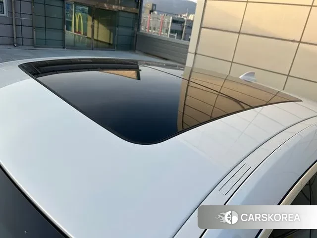 BMW 6 Series GT (G32) 2023 Белый из Кореи, фото 4