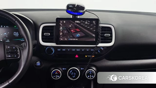 Hyundai Venue 2023 Белый из Кореи, фото 4