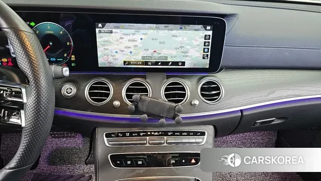 Mercedes-Benz E-Class W213 2022 Белый из Кореи, фото 4