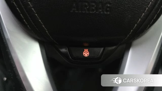 BMW 5 Series (G30) 2018 Белый из Кореи, фото 4