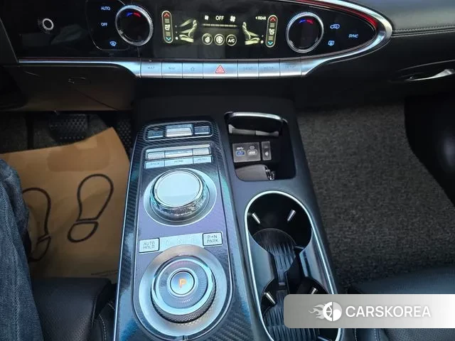 Genesis GV70 2021 Белый из Кореи, фото 4