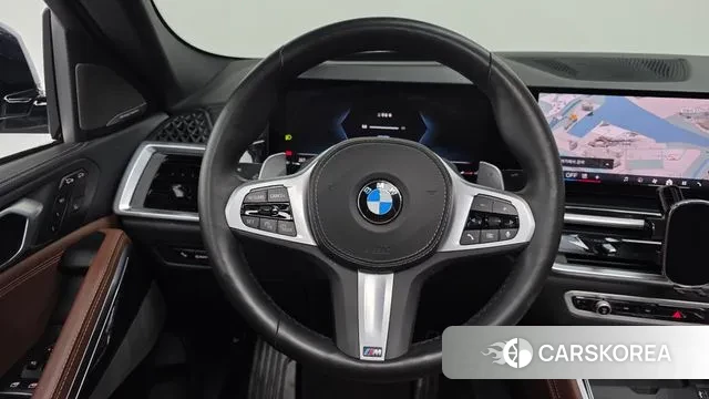 BMW X6 (G06) 2025 Серебристо-серый из Кореи, фото 4