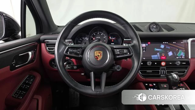 Porsche Macan 2023 Черный из Кореи, фото 4